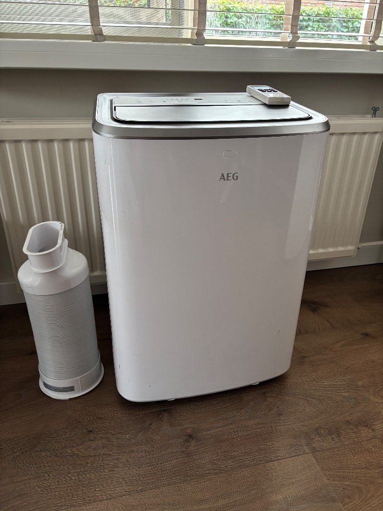 AEG Mobiele Airco, Ophalen, Koelen en Ontvochtigen, Timer, 3 snelheden of meer