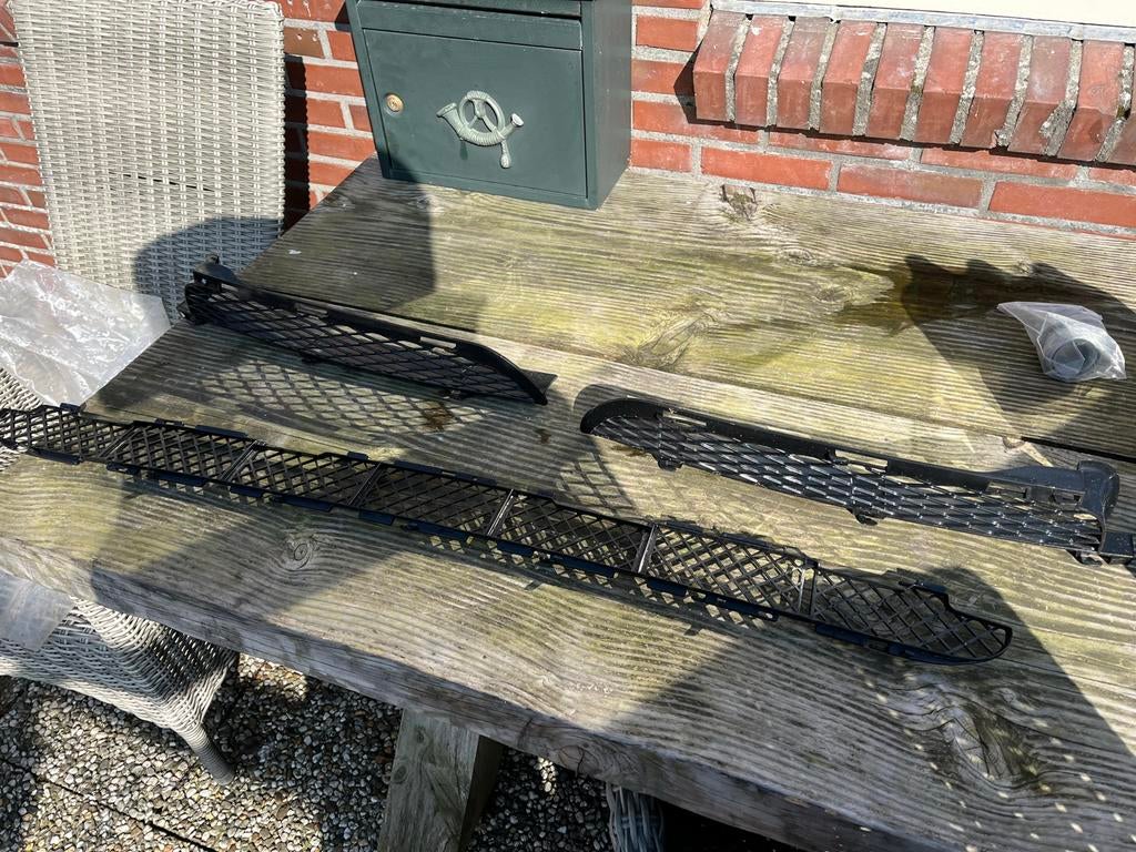 Voorkant grill BMW X5 2004, Gebruikt, Voor, Ophalen of Verzenden, Bumper