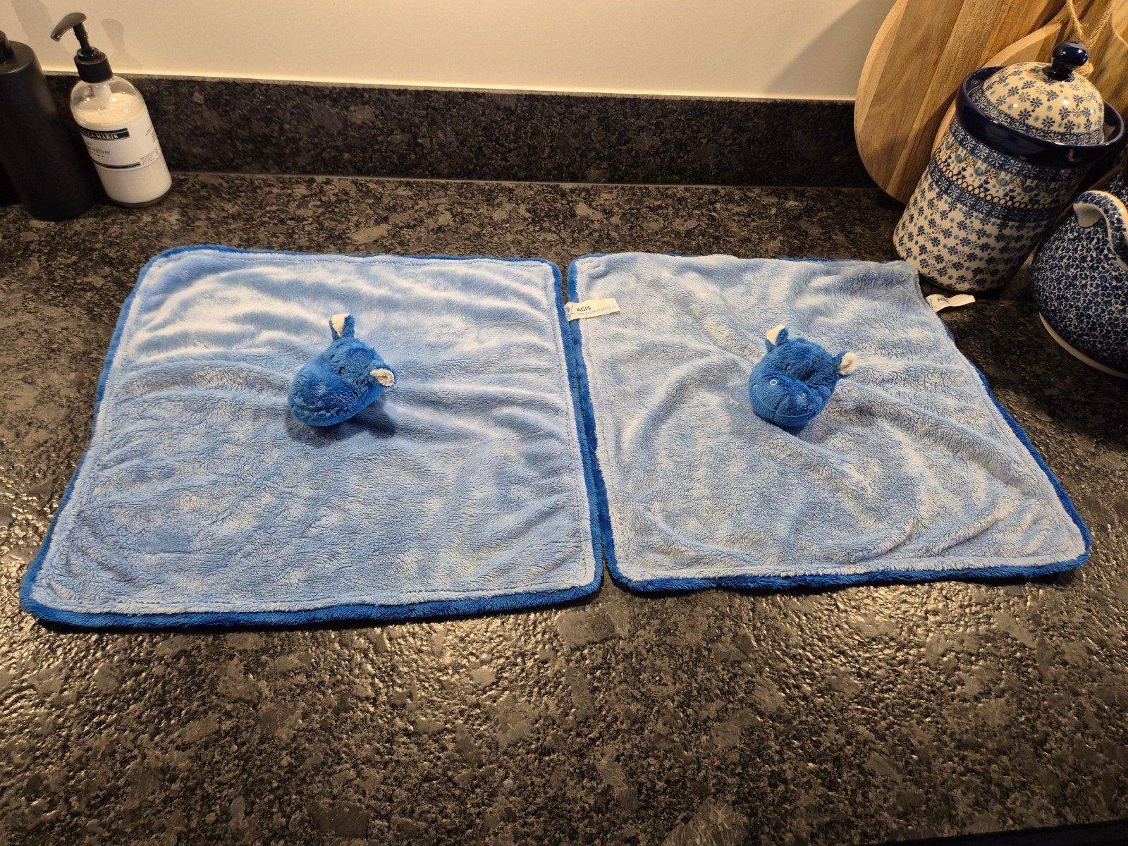 AGIS / Natalis - Knuffeldoeken Nijlpaard 2 stuks, Ophalen of Verzenden, Nieuw, Overige typen