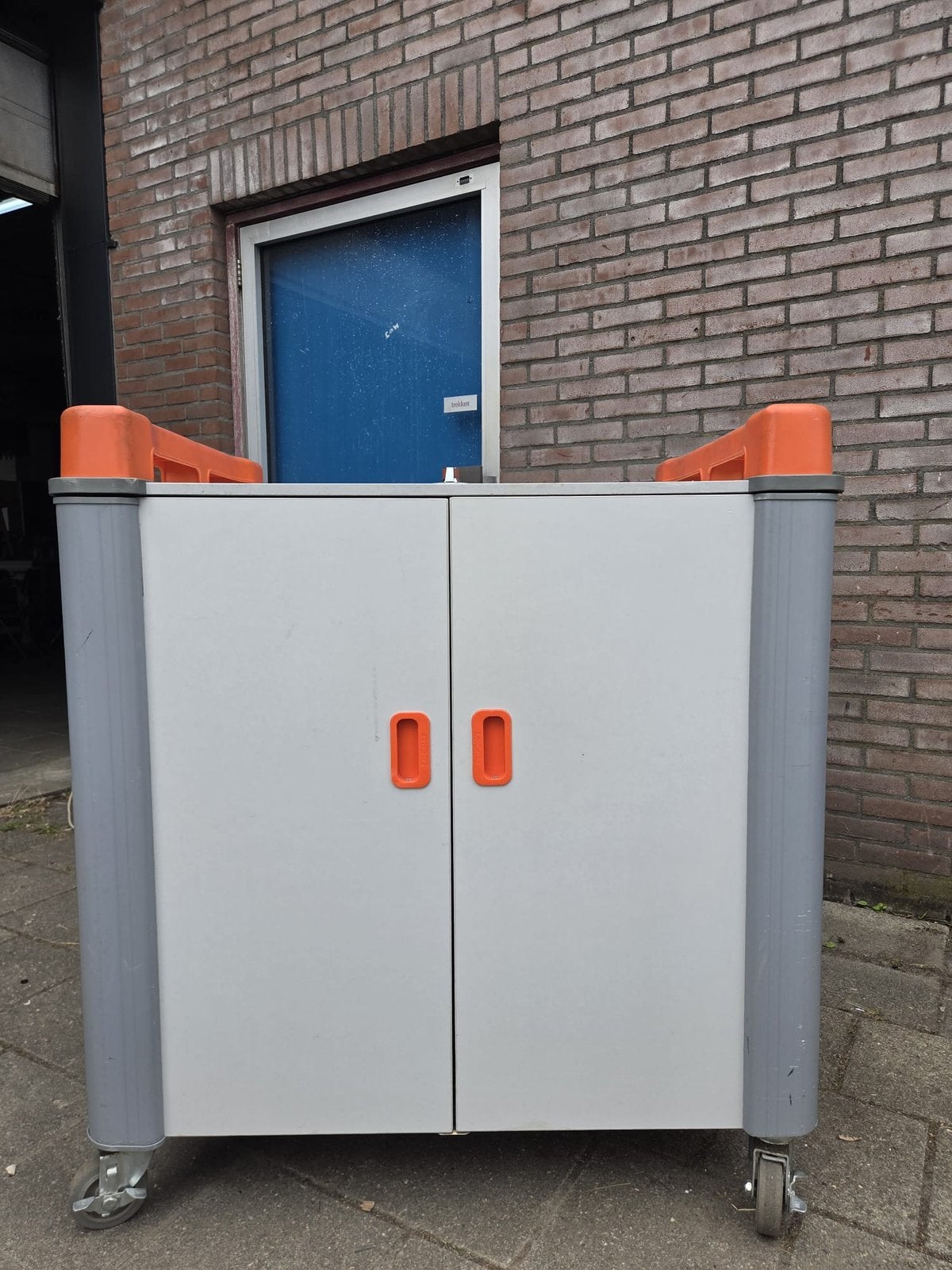2x Lapcabby Mobiele Laptopkar Orange, Ophalen, Gebruikt, LapCabby, X