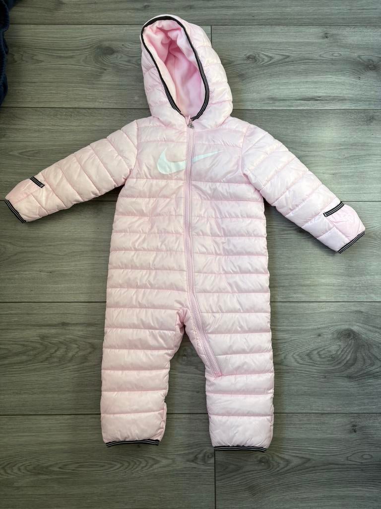 Nike skipak kinderen 2 jaar (86-92cm), Kinderen en Baby's, Kinderkleding | Maat 104, Ophalen of Verzenden, Zo goed als nieuw, Jongen of Meisje