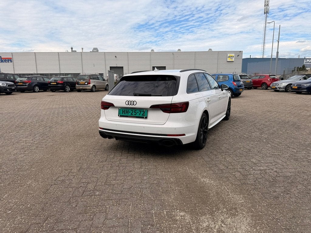 Audi A4 Avant 1.4 TFSI Design Pro S-Line Plus // RS-styling, Stof, Gebruikt, 4 cilinders, 150 pk