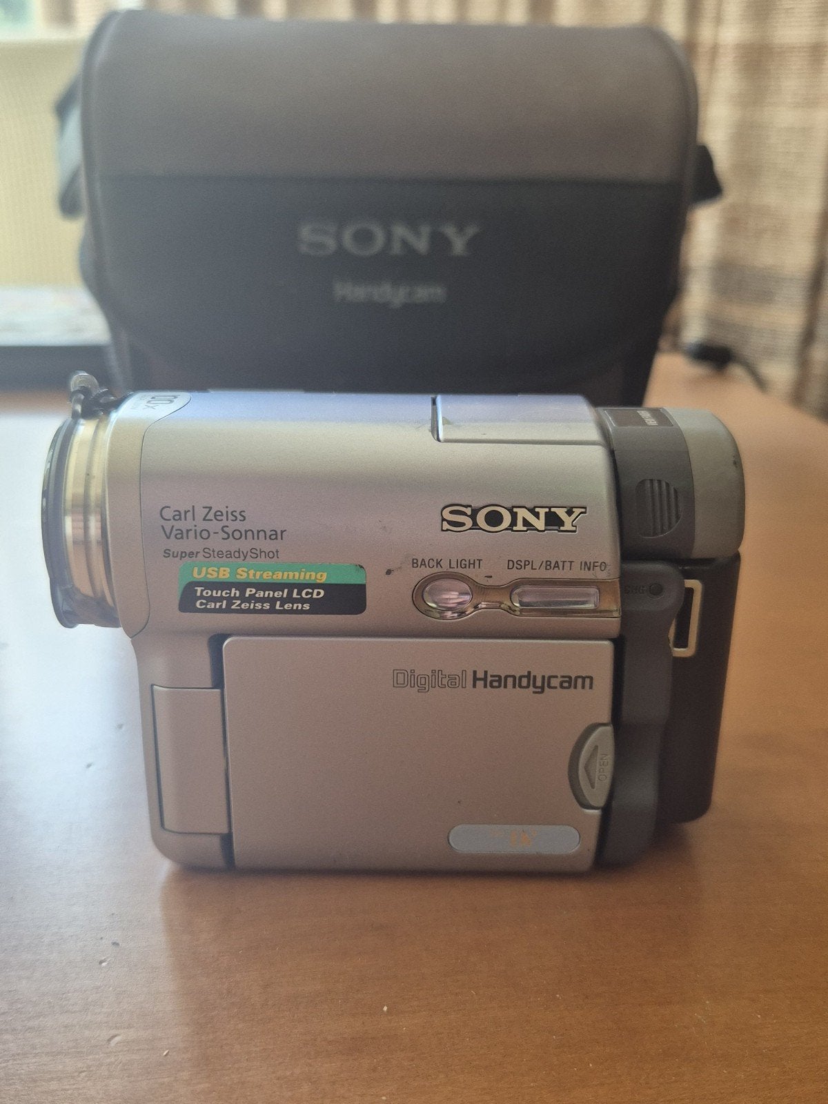 Sony Handycam DCR-TRV12E Digital Video Camera met accessoire, Mini dv, Gebruikt, Sony, Camera