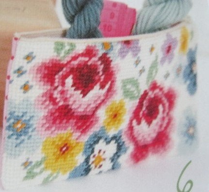 Borduurpatroon  Bloemen op make up tasje  nr 6044, Verzenden, Nieuw, Handborduren, Patroon