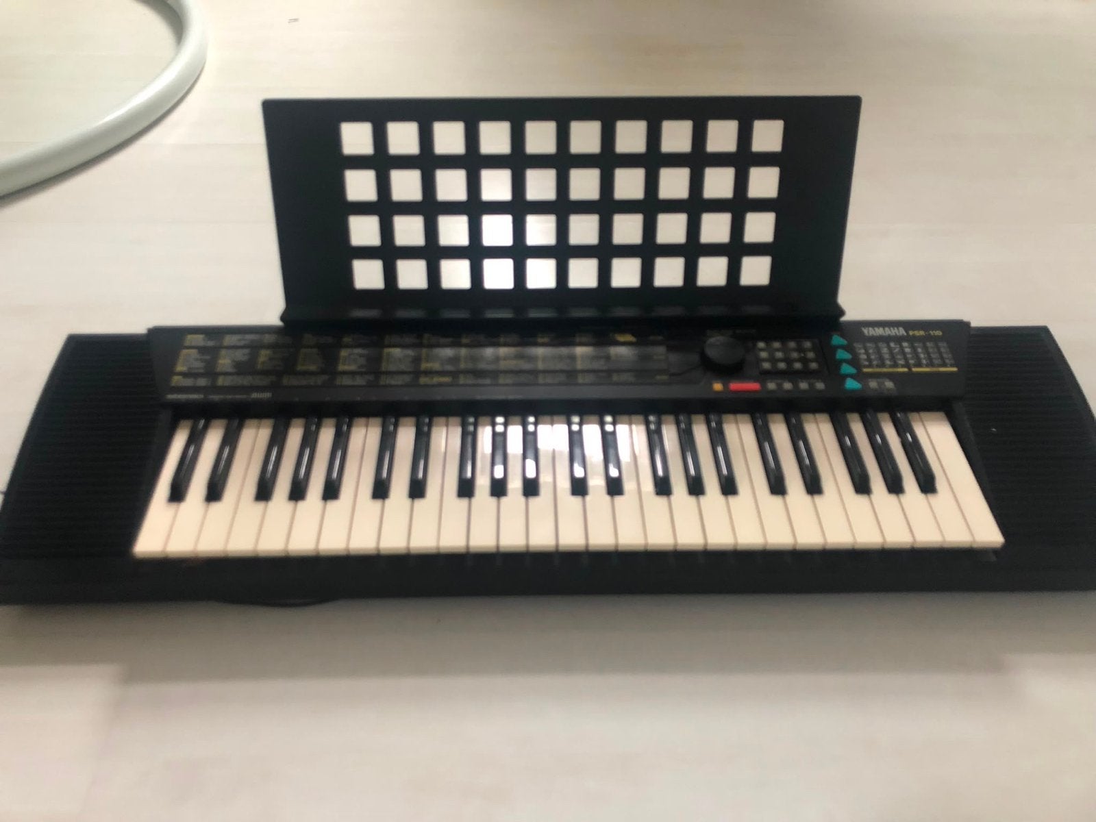 Yamaha Portatone PSR-110 Keyboard met adapter en handleiding, Muziek en Instrumenten, Ophalen, Gebruikt, 49 toetsen, Yamaha