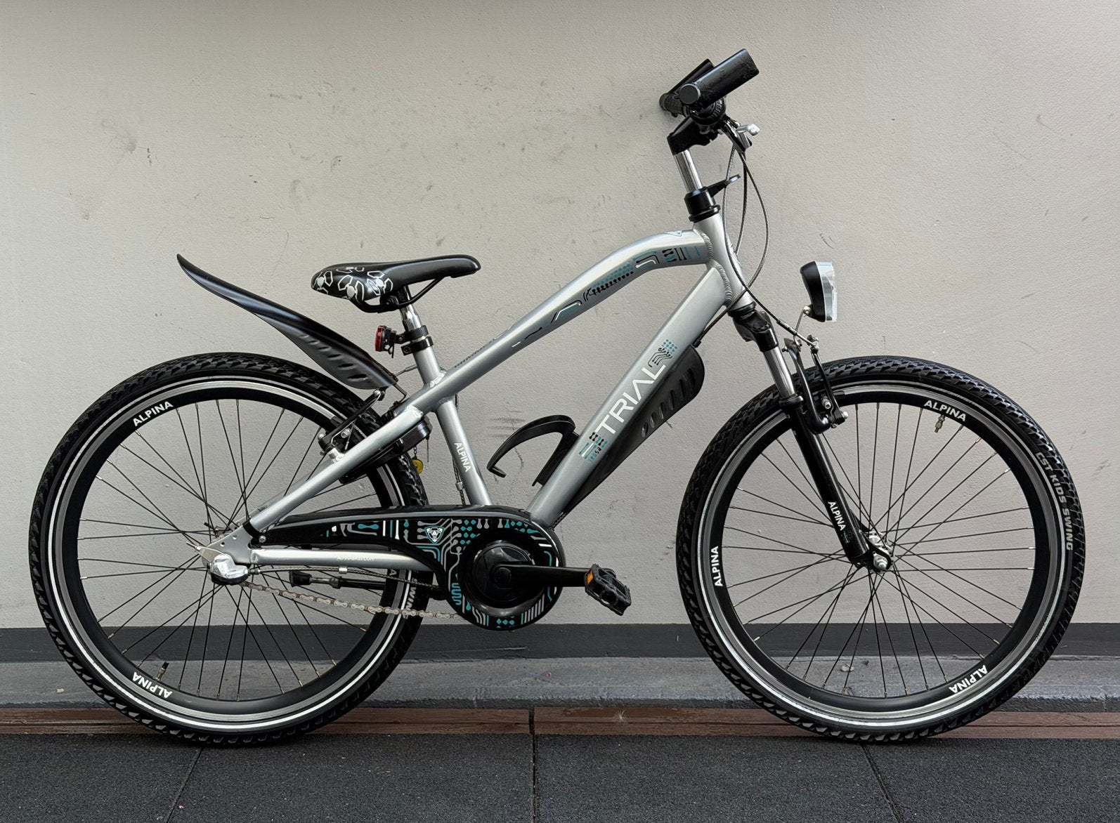 Alpina Trial 24 inch, vering, 3 vers, complete kinderfiets, Ophalen, Terugtraprem, 24 inch, Handrem