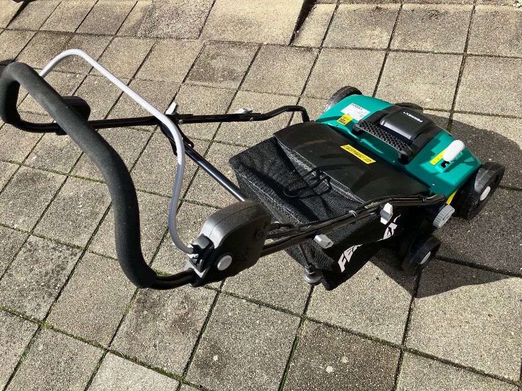 Ferrex vertikuteermachine/gazonbeluchter - Nieuwstaat, Ophalen, Zo goed als nieuw, Overige soorten, Ferrex