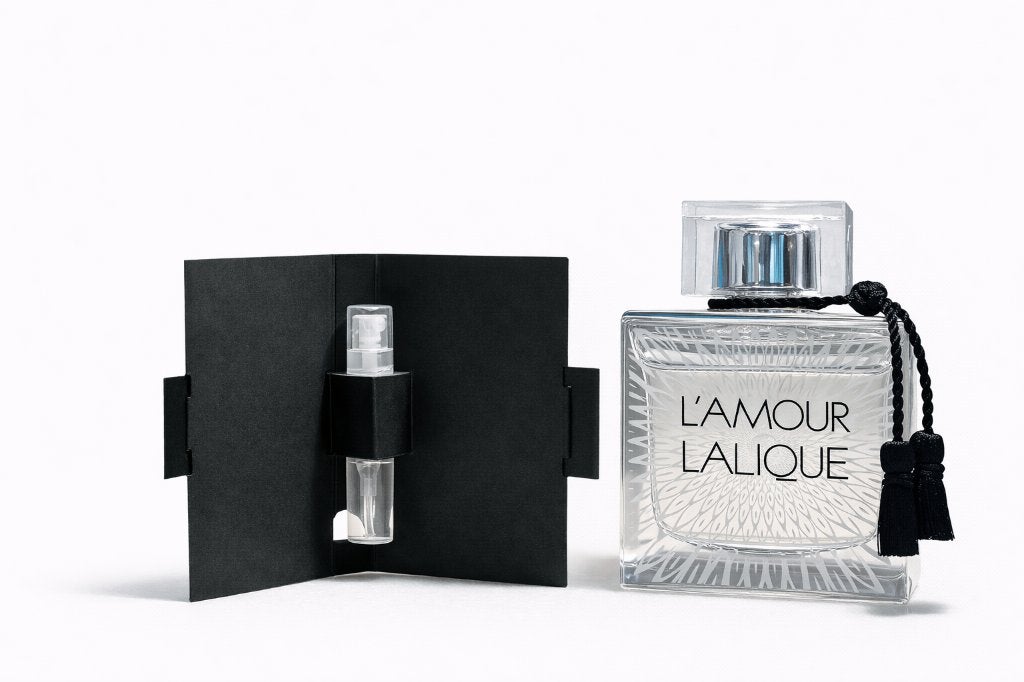 L’Amour – Lalique (sample 1,2ml) parfum decant, Ophalen of Verzenden, Nieuw
