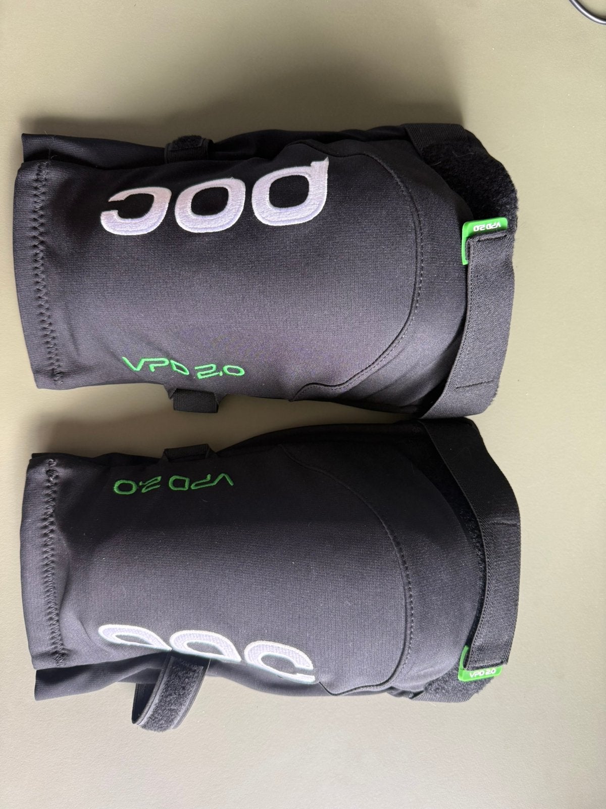 POC VPD 2.0 kniebeschermers - nieuw Large, Overige merken, 57 cm of meer, Fully, Nieuw