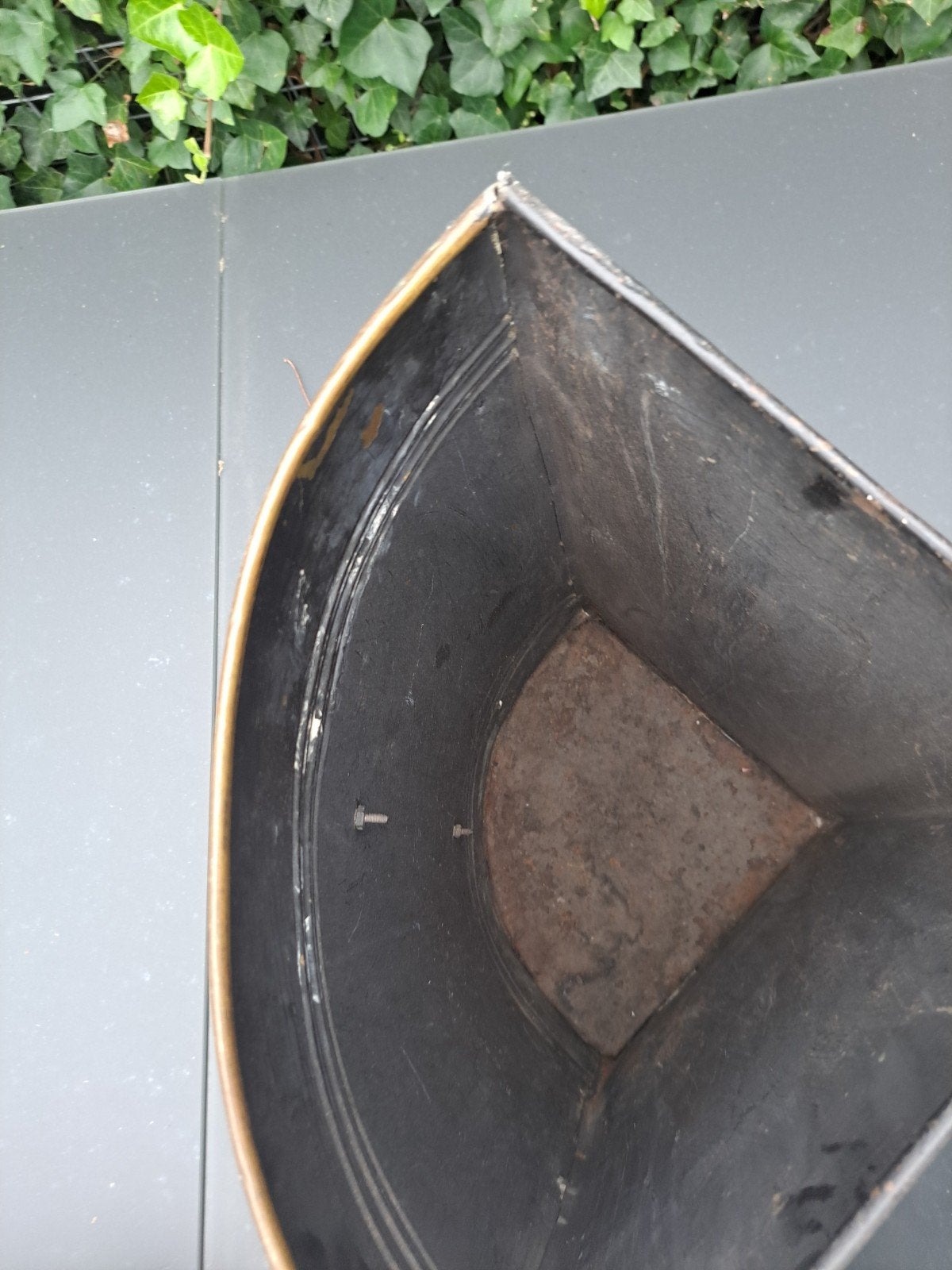 Koperen haardbak met reliëf, 52 cm hoog, Ophalen of Verzenden, Koper