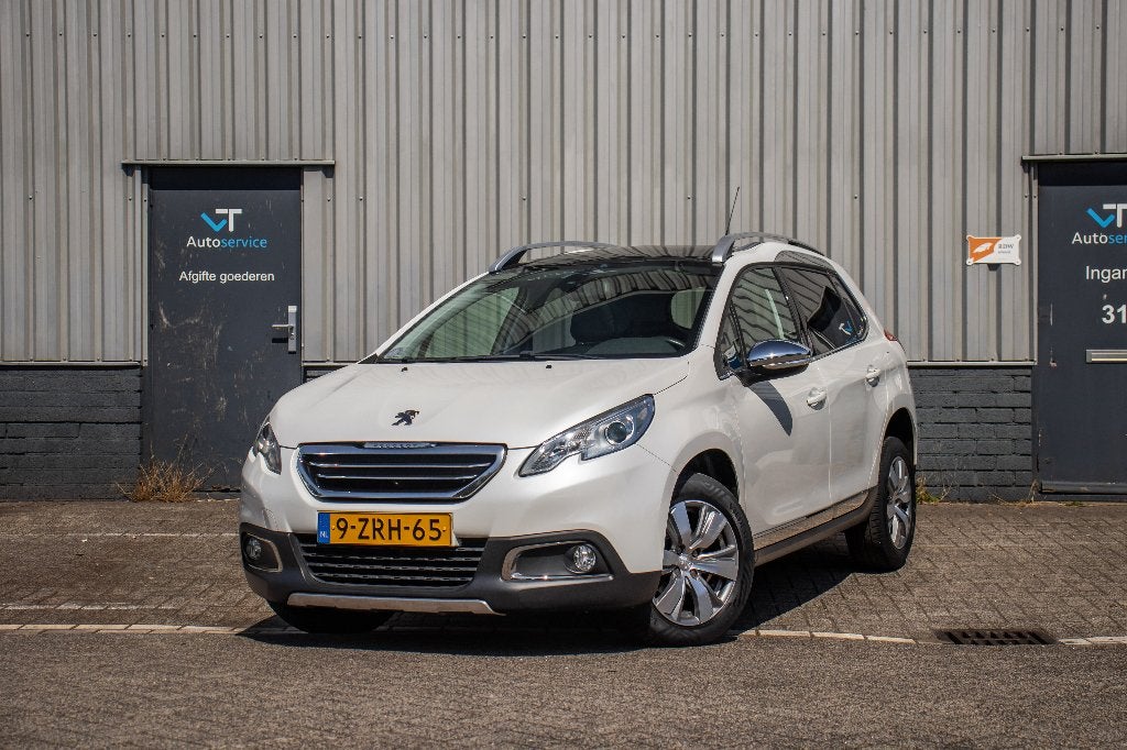 Peugeot 2008 1.2 Allure, NAP, Pano, Nieuwe Koppeling, Auto's, Peugeot, Euro 5, Stof, 40 €/maand, 1199 cc