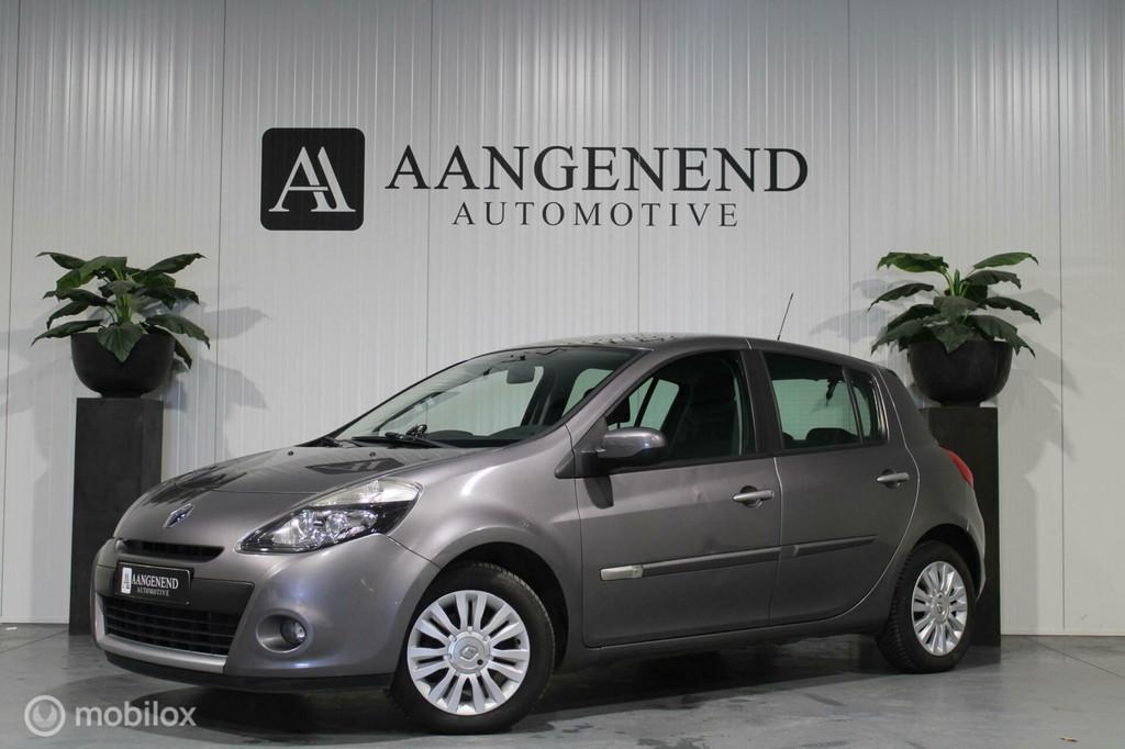 Renault Clio 1.2 Authentique Cruise Automaat, Airco, Gebruikt, Zwart, Bedrijf, Handgeschakeld