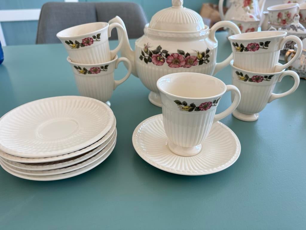 Wedgwood theeservies voor 5 personen - Etruria Barlaston, Huis en Inrichting, Keuken | Servies, Gebruikt, Ophalen of Verzenden