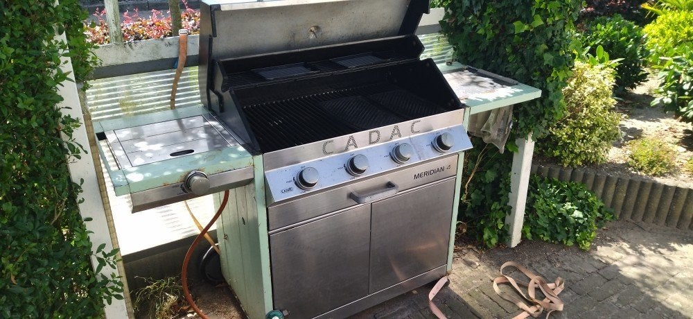 Te koop barbecue Cadac 4 pits met extra gaspit, Ophalen, Gebruikt, Cadak