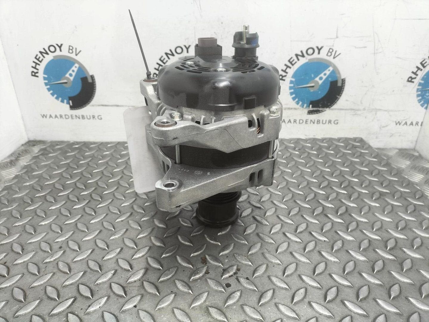 FORD TRANSIT COURIER Trend DYNAMO JX6T10300FA 2024, Auto-onderdelen, Ophalen of Verzenden, Gebruikt, Stiba lid