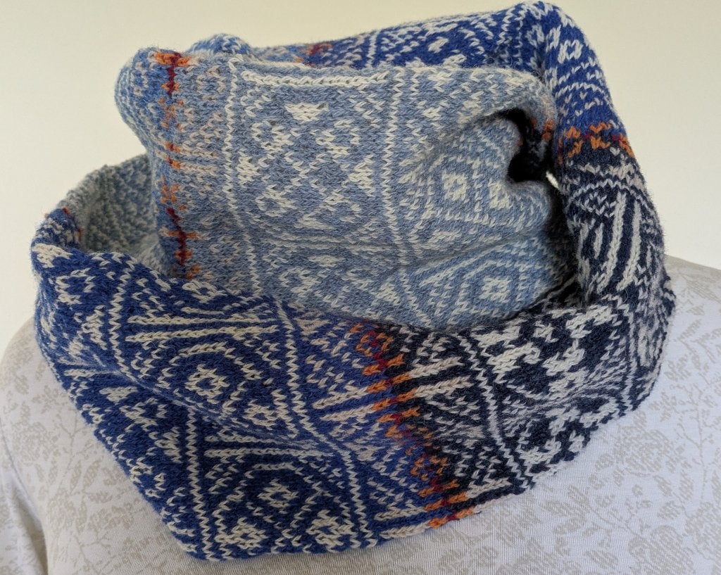 Prachtige handgebreide colsjaal Fair Isle, Ophalen of Verzenden, Nieuw, Maat 38/40 (M), Sjaal