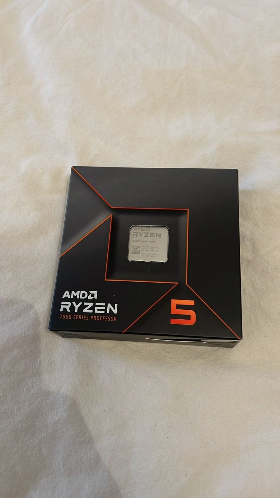 AMD RYZEN 5 7600X, Computers en Software, Ophalen of Verzenden, Zo goed als nieuw, 6-core, 4 Ghz of meer