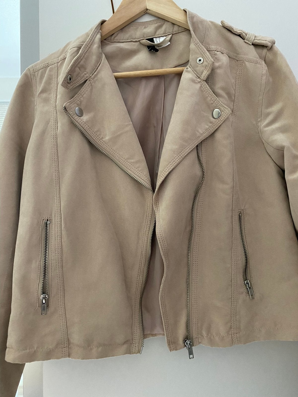 Dames Biker Jas maat M, Ophalen of Verzenden, Zo goed als nieuw, Maat 38/40 (M), Beige