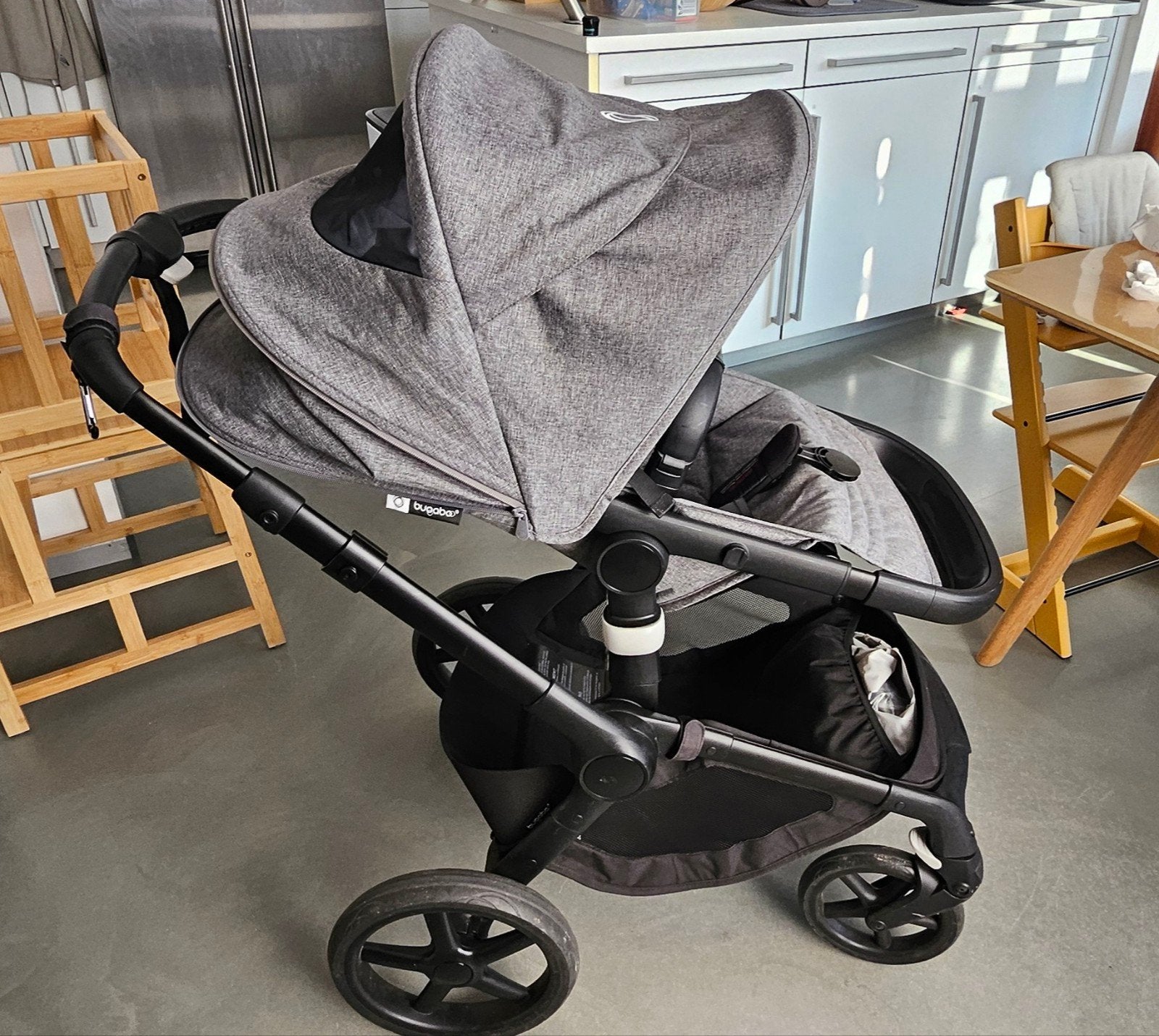 Bugaboo Fox 5 Kinderwagen (+ bassinet), Ophalen, Zo goed als nieuw, Bugaboo, Verstelbare duwstang