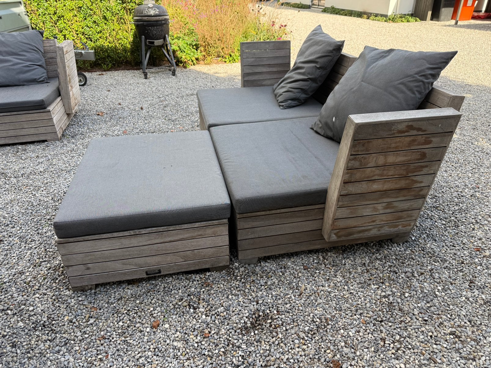 Foto 11 van Grote 12-delige houten loungeset – inclusief kussens