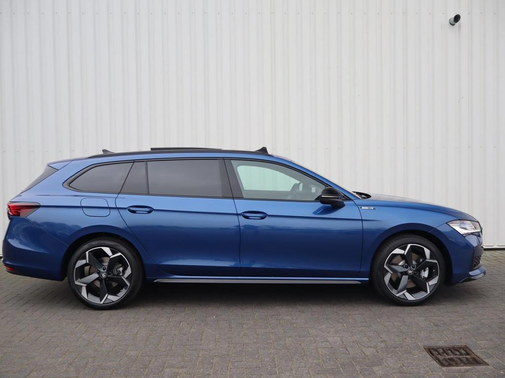 Skoda Superb 1.5 TSI PHEV Sportline Business | Winter Pakket, Auto's, Skoda, 12 maanden, 1498 cc, 4 cilinders, Blauw