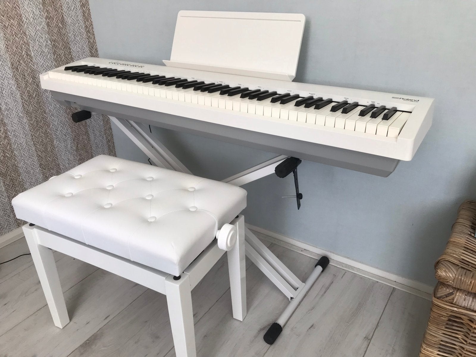 Roland FP-30X Digitale Piano met Kruk en Standaard, Ophalen, Wit, Digitaal, Zo goed als nieuw