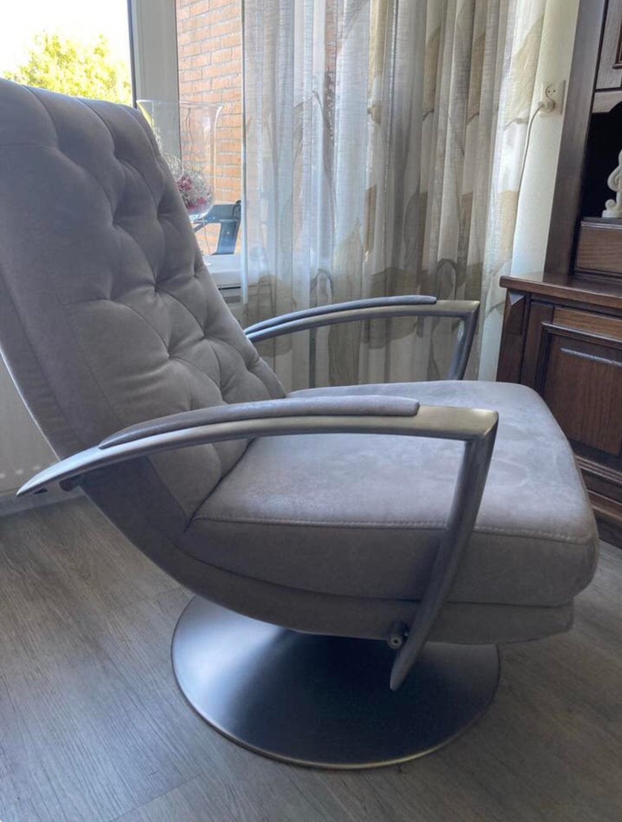 Comfortabele relaxstoel van het merk Henders en Hazel, Ophalen, Nieuw