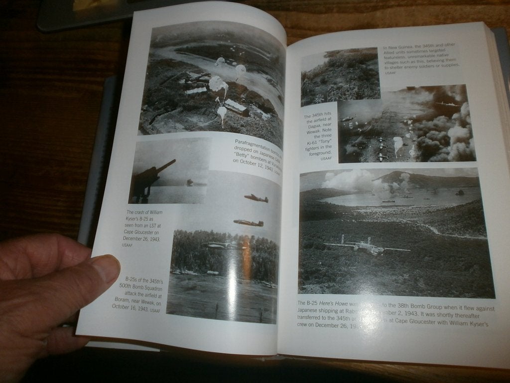 345th bomb group air apaches deadly missions wo2, Ophalen of Verzenden, Tweede Wereldoorlog, Nieuw, Overige onderwerpen