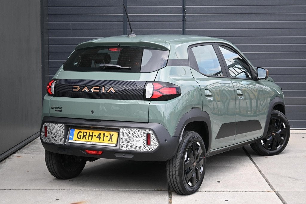 Dacia Spring Extreme 65 26.8 kWh | CAMERA | NAVI | CRUISE CO, Auto's, Dacia, Gebruikt, 4 stoelen, Leder en Stof, Origineel Nederlands