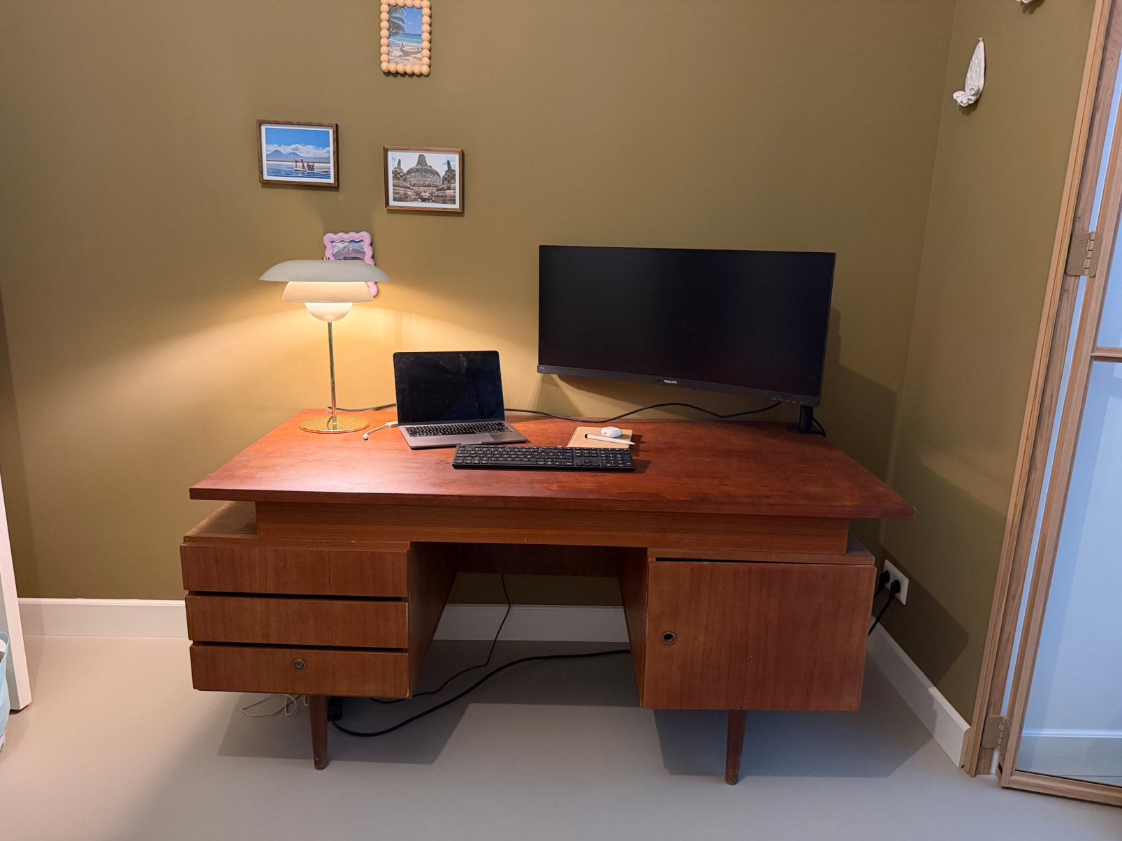 Prachtig midcentury bureau 150x75, Ophalen, Gebruikt, 150 cm, Hout