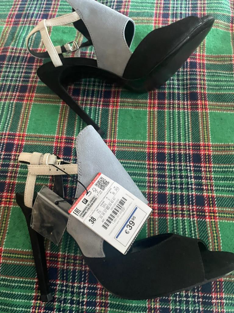 ZARA zwarte pumps maat 38 NIEUW, Ophalen of Verzenden, Nieuw, Zwart, Pumps