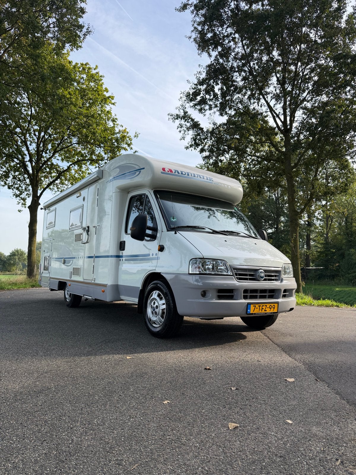 Adria Coral Camper - Klaar voor avontuur!, Alkoof, Ringverwarming, Fiat, Tot en met 2