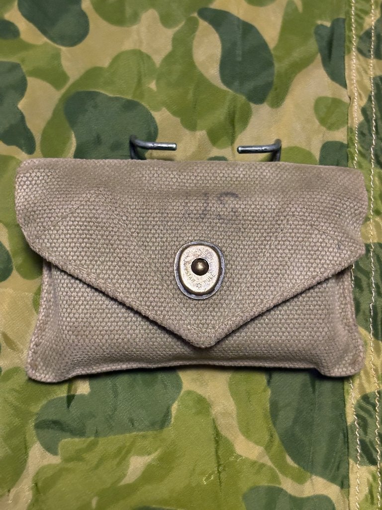 Tweede wereldoorlog US first aid pouch, Verzamelen, Ophalen of Verzenden, Landmacht, Amerika, Overige typen