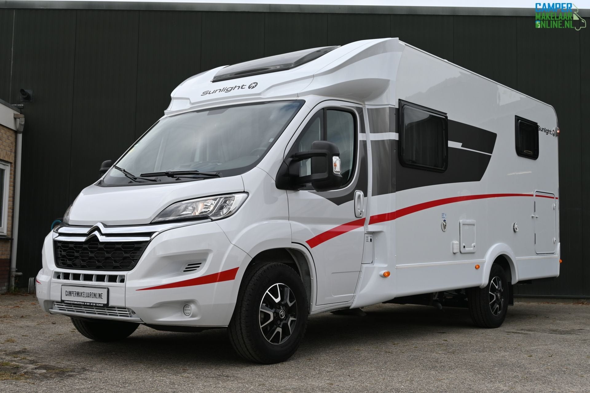 Sunlight T66 Cassetteluifel|Zonnepaneel|Fietsdrager|Enkbedd, Caravans en Kamperen, Sunlight, Koelkast, 6 tot 7 meter, Bedrijf