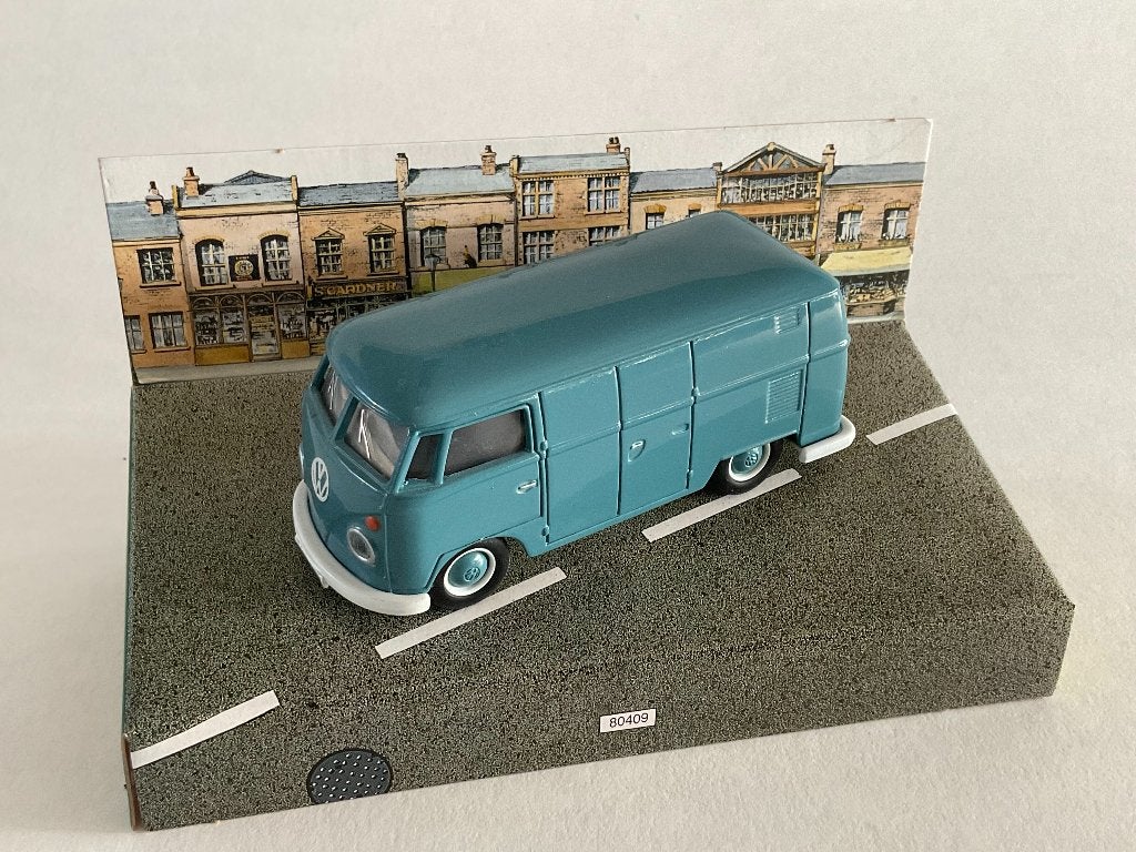 Campingbus 8. Corgi VW bus Van T2. 1:43, Ophalen of Verzenden, Zo goed als nieuw, Bus of Vrachtwagen, Corgi