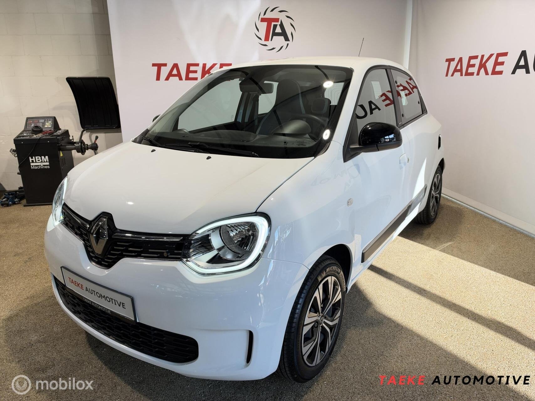 Renault Twingo Limited 1.0 SCe AIRCO/CRUISE/PDC/APK, Gebruikt, Overige carrosserieën, Wit, Bedrijf