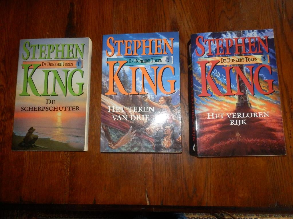 Stephen King de donkere toren de eerste 3 delen., Boeken, Ophalen of Verzenden, Zo goed als nieuw, Stephen king.