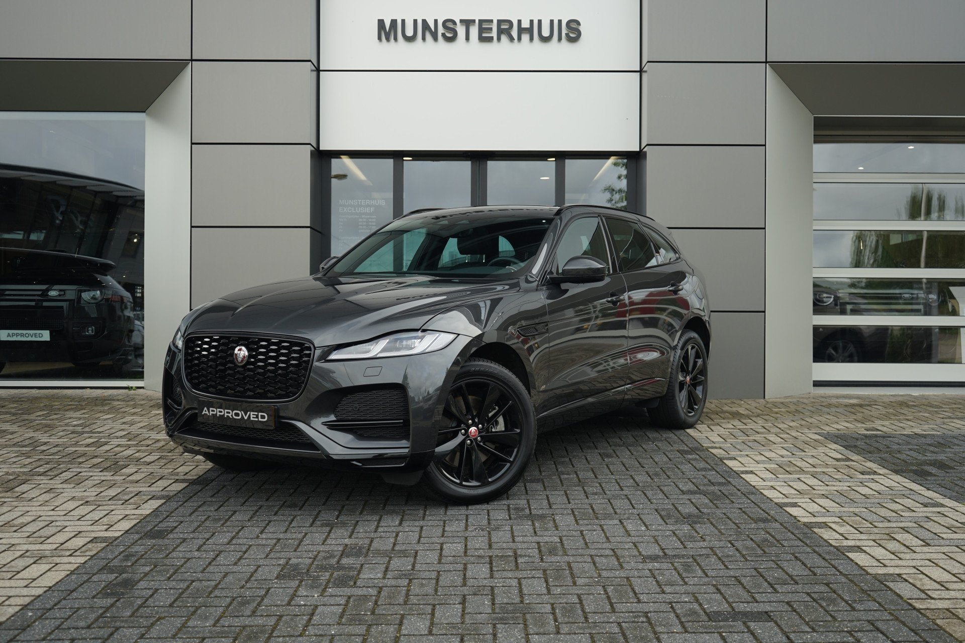 Jaguar F-Pace 2.0 P400e PHEV S | Elektrische trekhaak | Verw