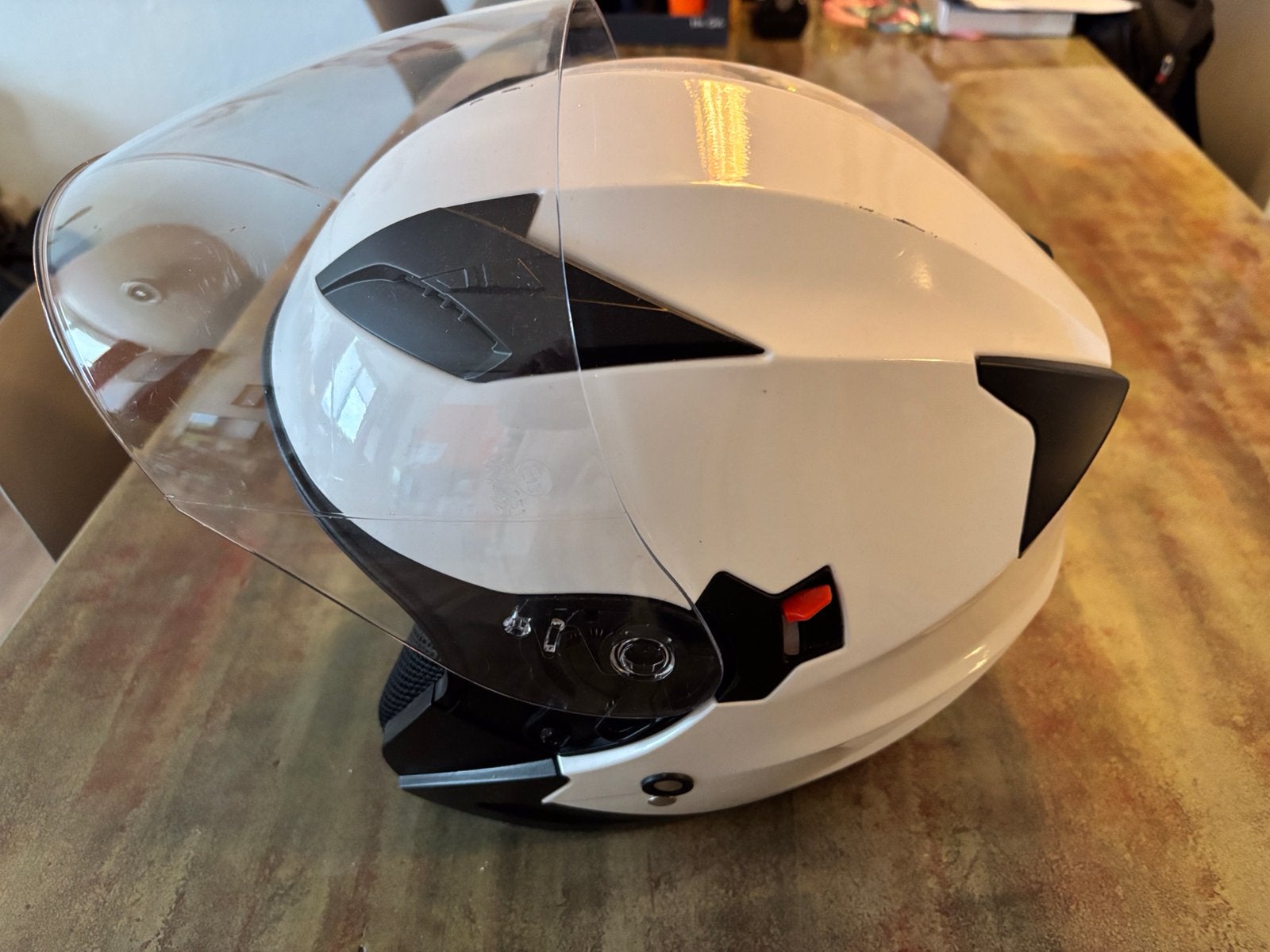 Brommerhelm, Ophalen, Zo goed als nieuw, Medium