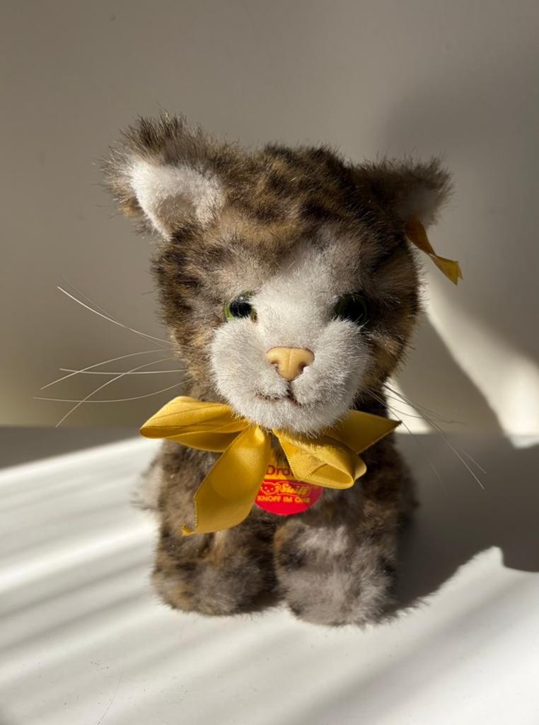 Steiff knuffel poes, met knopf im ohr., Overige merken, Ophalen of Verzenden, Zo goed als nieuw, Meerkleurig
