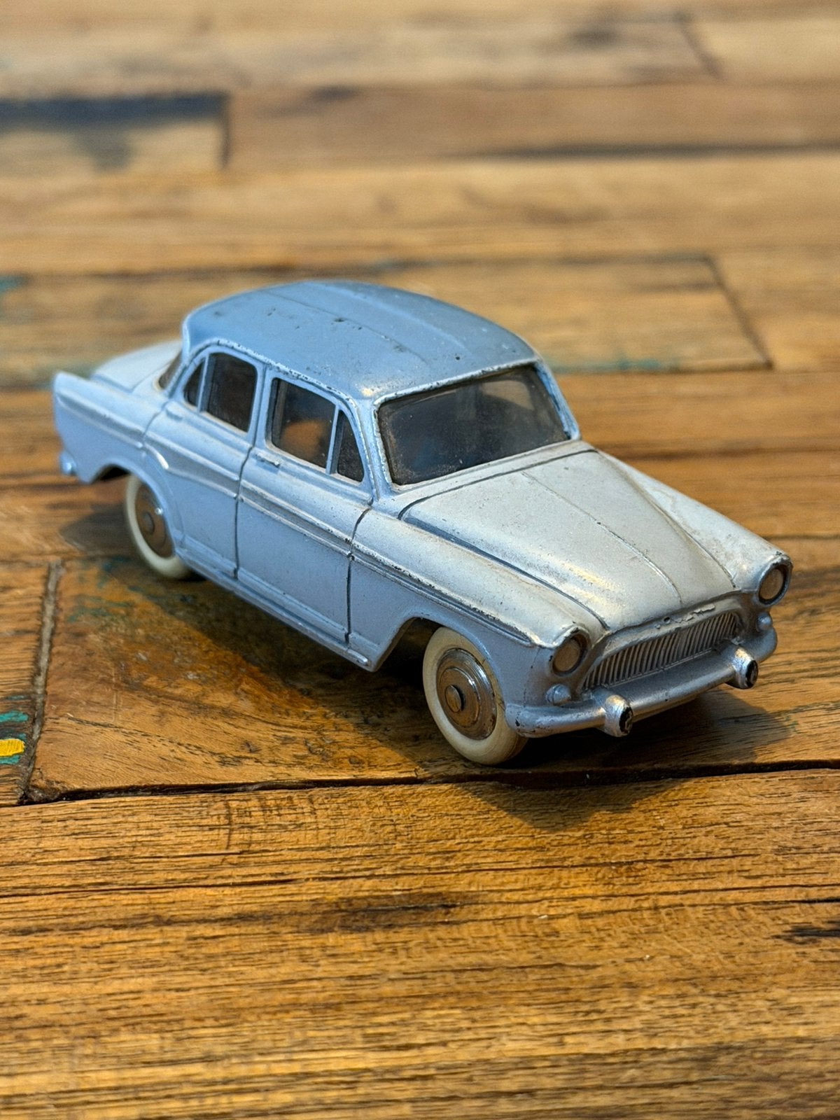 Dinky Toys 544 Simca Aronde P60 – blauwgrijs dak, Ophalen of Verzenden, Gebruikt, Auto, Dinky Toys