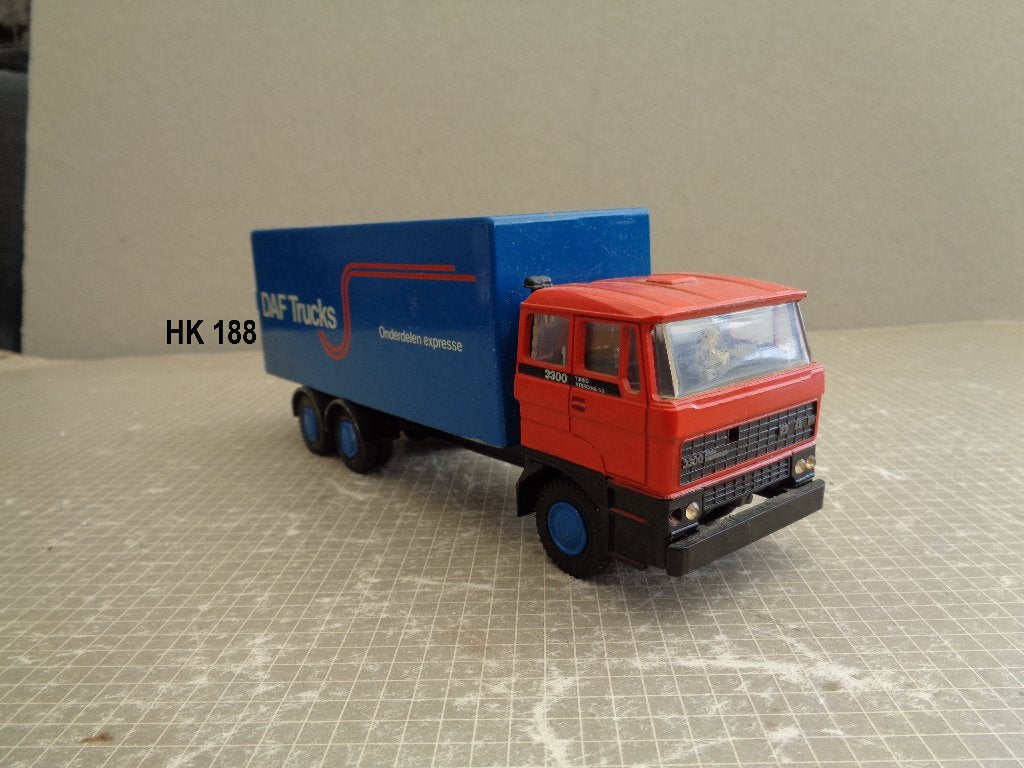 lion daf 3300 onderdelen express, Ophalen of Verzenden, Zo goed als nieuw, Bus of Vrachtwagen, Lion Toys