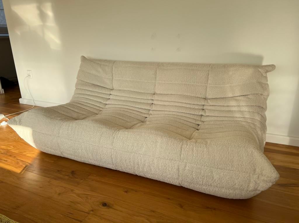 Ligne Roset Togo Boucle 3-zits, Huis en Inrichting, Banken | Sofa's en Chaises Longues, Ophalen, Zo goed als nieuw, Driepersoons