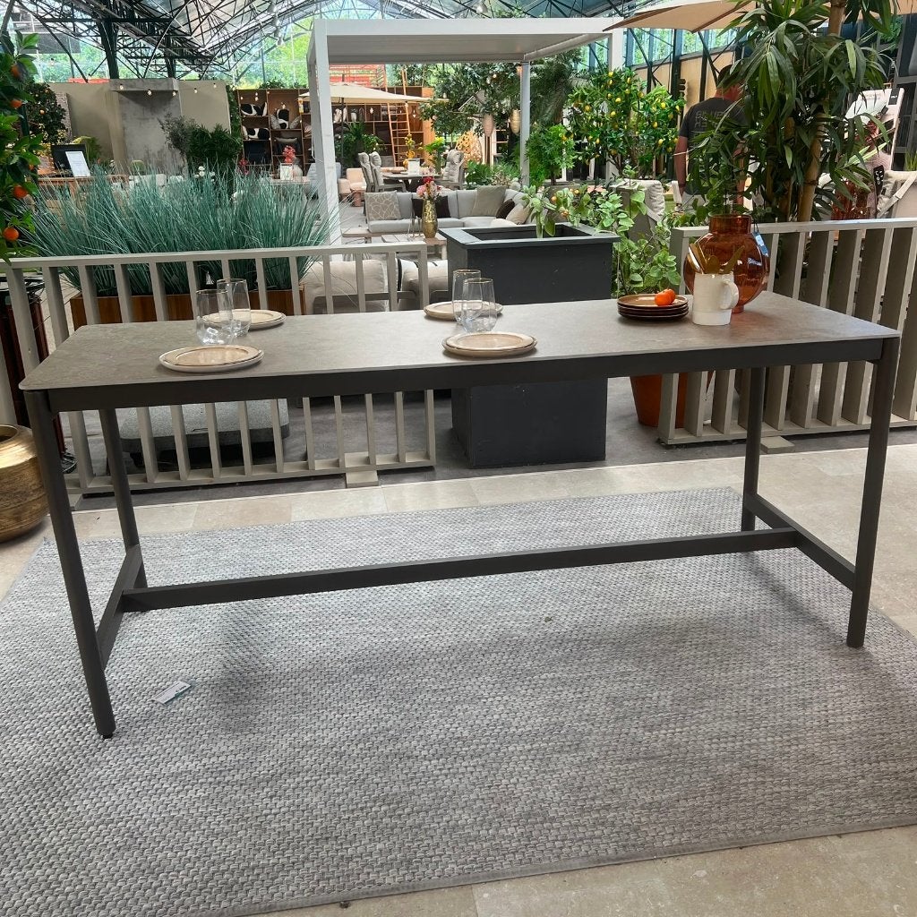 Soho High Diningtafel, Ophalen, Gebruikt