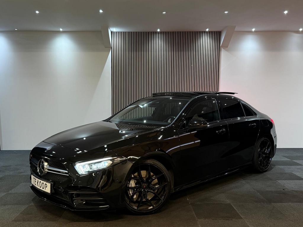 Mercedes-Benz A-Klasse A35 4Matic Pano Memory Black Pack Led, Automaat, Euro 6, 4 cilinders, Zwart