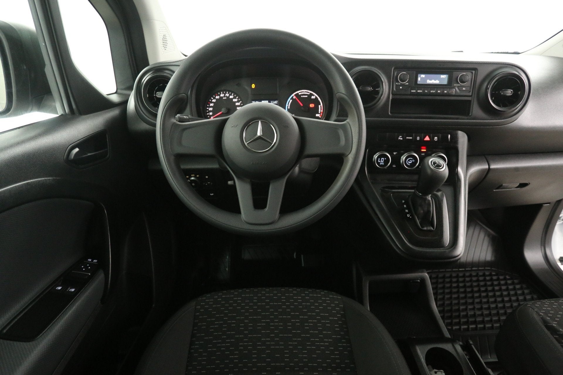 Renault Kangoo Mercedes-Benz eCitan 45 kWh | SOH 97% | Clima, Auto's, Automaat, Stof, Gebruikt, 4 cilinders