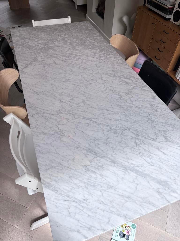 Marmeren eettafel Furnified (Grieks marmer) L210xB90xH75, Huis en Inrichting, Ophalen, Overige materialen, Gebruikt, 200 cm of meer