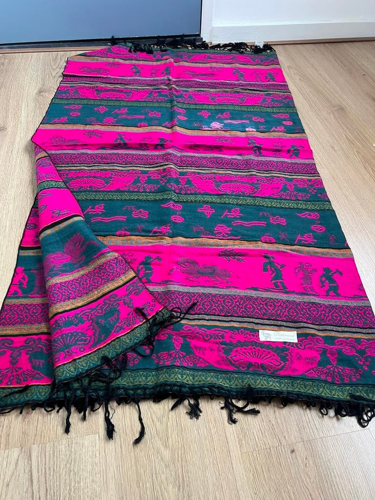 Pashmina cashmere breede grote sjaal kleed magenta groen, Kleding | Dames, Mutsen, Sjaals en Handschoenen, Maat 46/48 (XL) of groter