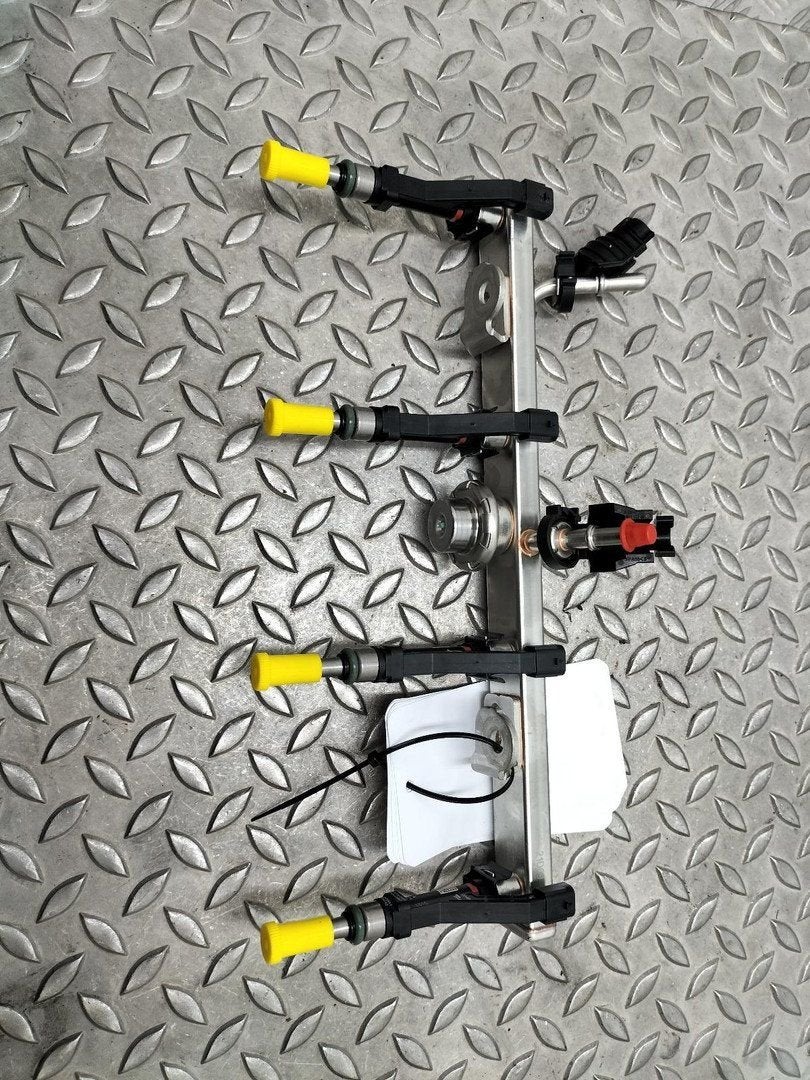 GENESIS GV70 BRANDSTOF RAIL (INJECTIE) 353902T001 2022, Ophalen of Verzenden, Gebruikt, Stiba lid