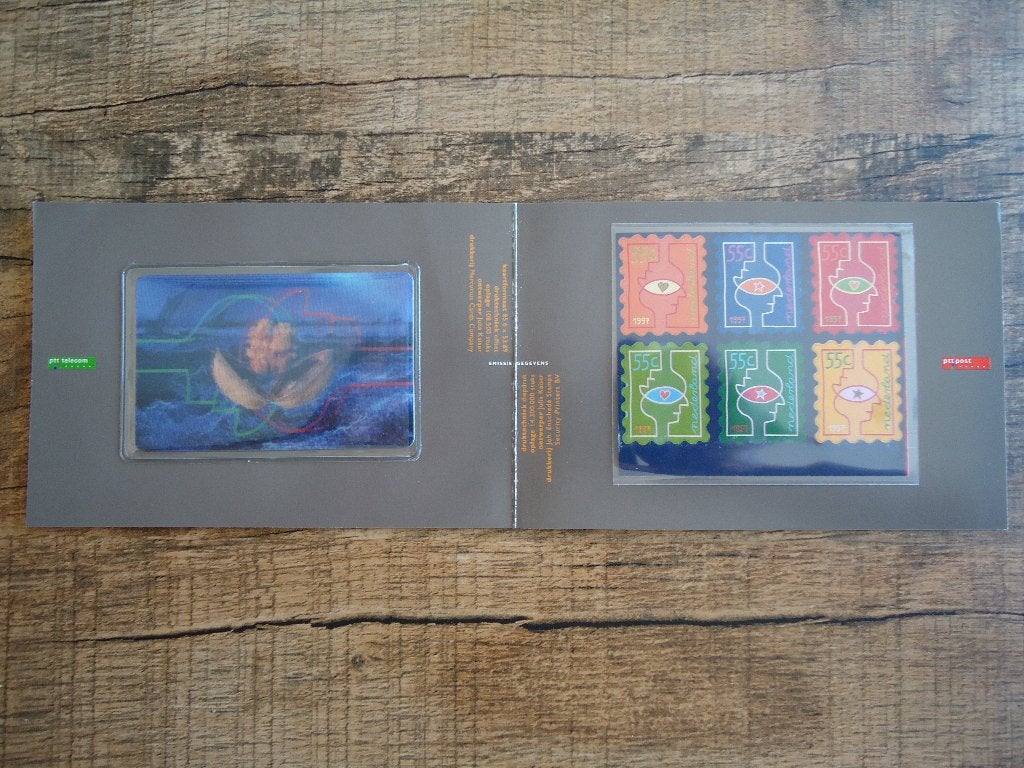 (3) Mapje met POSTZEGELS en TELEFOONKAART van KPN, Postzegels en Munten, Verzenden, Overige typen